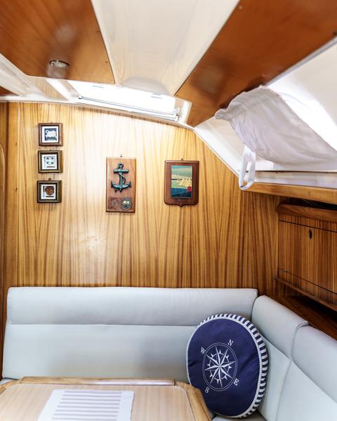 Book yachts online - sailboat - Dufour 43 - Andromeda - rent