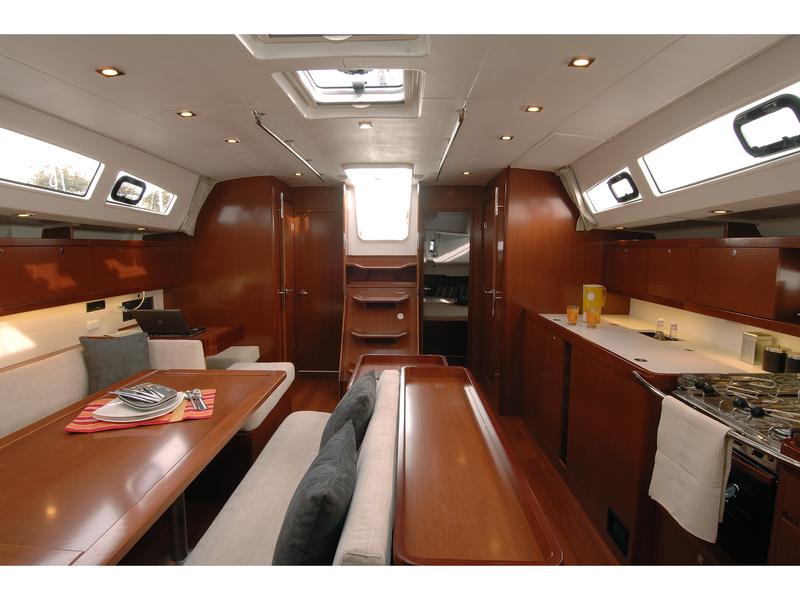 Book yachts online - sailboat - Oceanis 50 Family - Calipso - rent