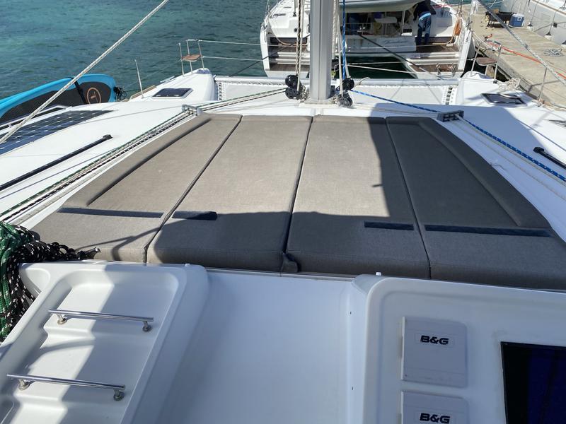 Book yachts online - catamaran - Lagoon 450F/4 cab - Pyrosea - rent