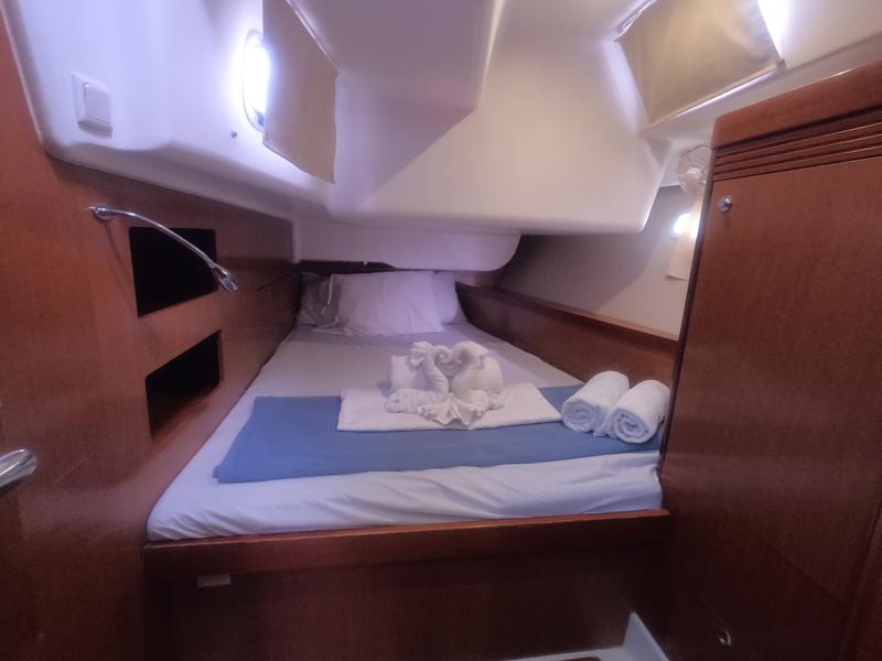 Book yachts online - sailboat - Beneteau Oceanis 50 - Calypso II - rent