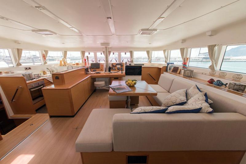 Book yachts online - catamaran - Lagoon 500 - Italycat - rent