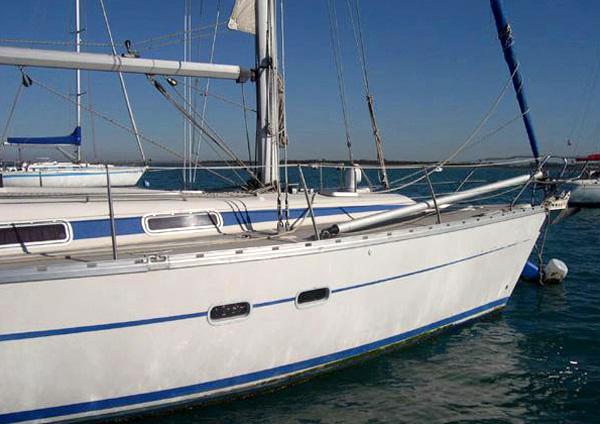 Book yachts online - sailboat - Bavaria 350 - Simera - rent
