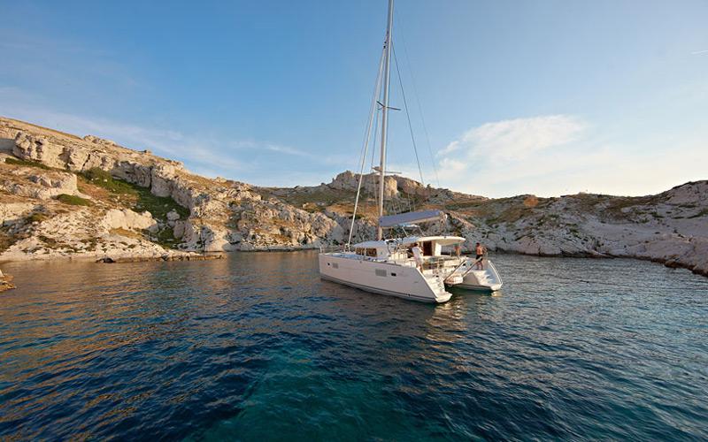 Book yachts online - catamaran - Lagoon 400 - Mare Quiero - rent