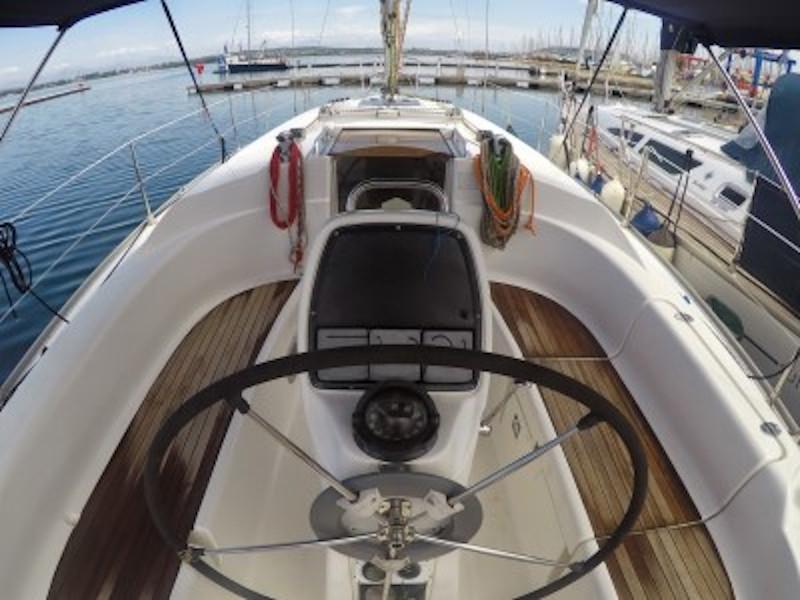 Book yachts online - sailboat - Bavaria 33 Cruiser - Sea Sail I - rent