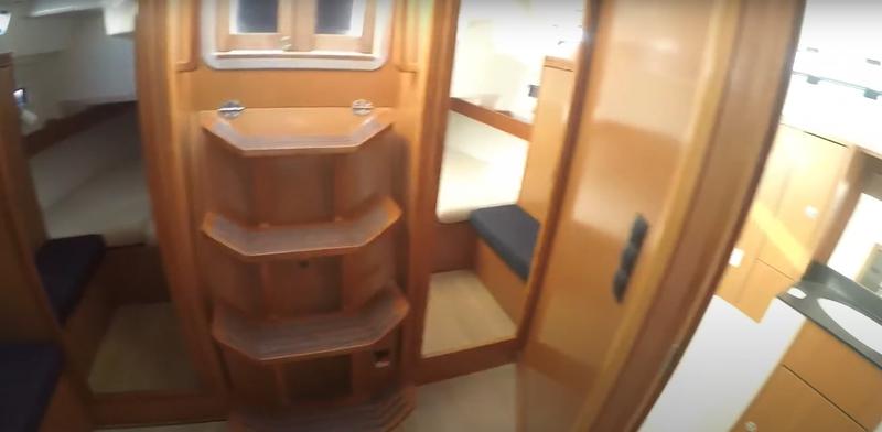 Book yachts online - sailboat - Bavaria 40 Cruiser - Vlasis - rent