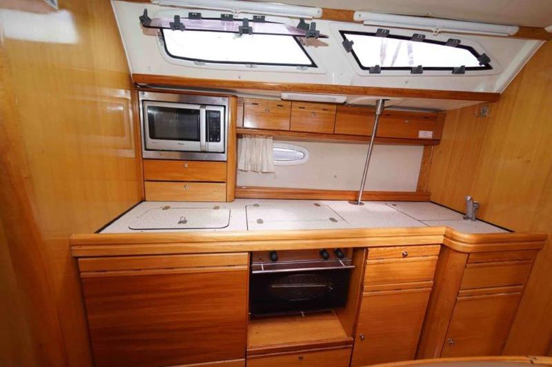 Book yachts online - sailboat - Bavaria 40 Cruiser - ELEKTRA  - rent