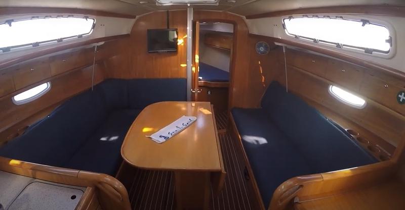 Book yachts online - sailboat - Bavaria 34 Cruiser - Evi - rent