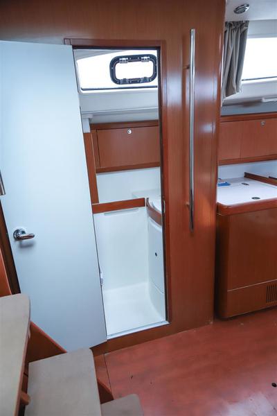 Book yachts online - sailboat - Oceanis 43 - MOJITO - rent