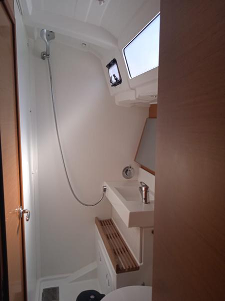 Book yachts online - sailboat - Sun Odyssey 490 - Anna smile - rent