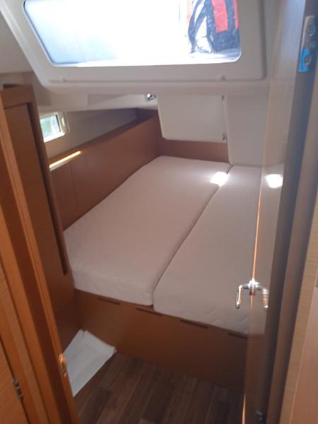 Book yachts online - sailboat - Sun Odyssey 490 - Anna smile - rent