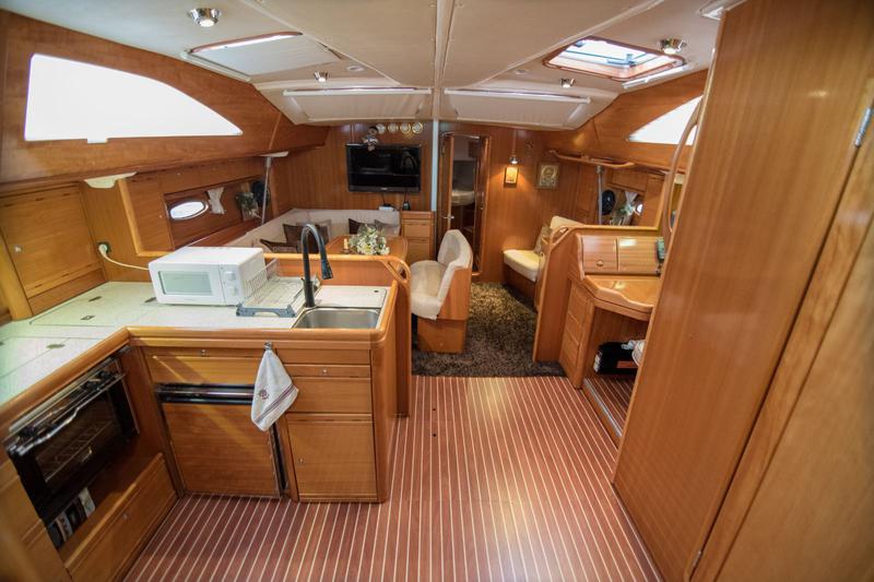 Book yachts online - sailboat - Bavaria 50 Vision - Saint Anna - rent
