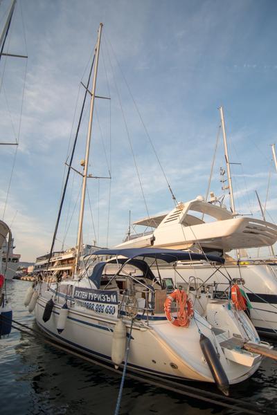 Book yachts online - sailboat - Bavaria 50 Vision - Saint Anna - rent