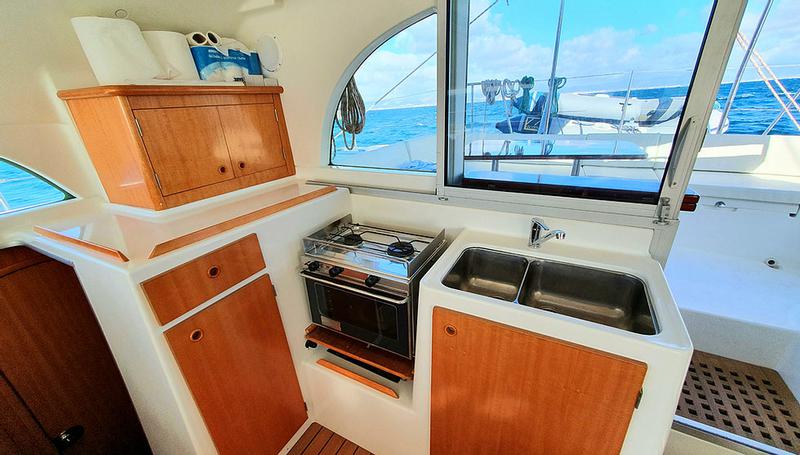 Book yachts online - catamaran - Lagoon 380(Sunday Charter start) - Mahi Mahi - rent