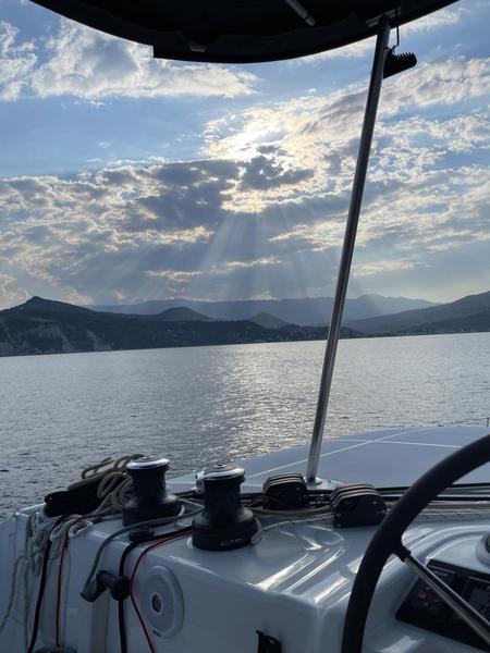 Book yachts online - catamaran - Lagoon 46 - Grand Blue - rent