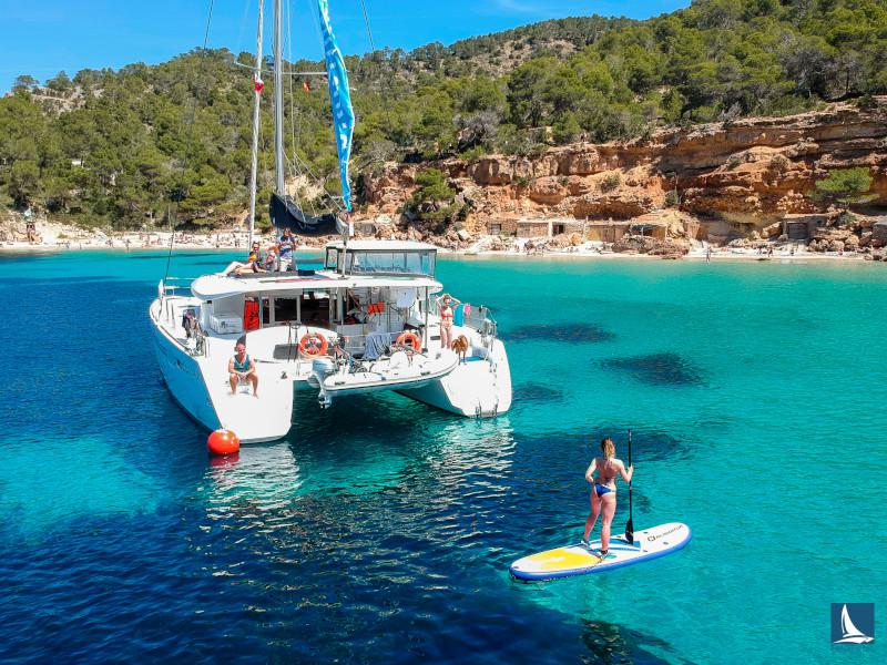 Book yachts online - catamaran - Lagoon 450 Sport - Felix Finis - rent
