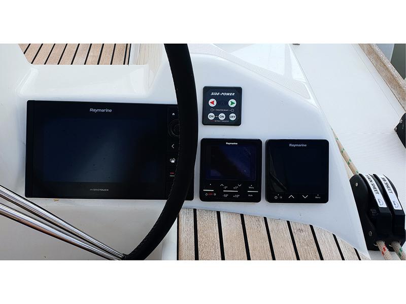 Book yachts online - sailboat - Dufour 512 Grand Large - Legato - rent