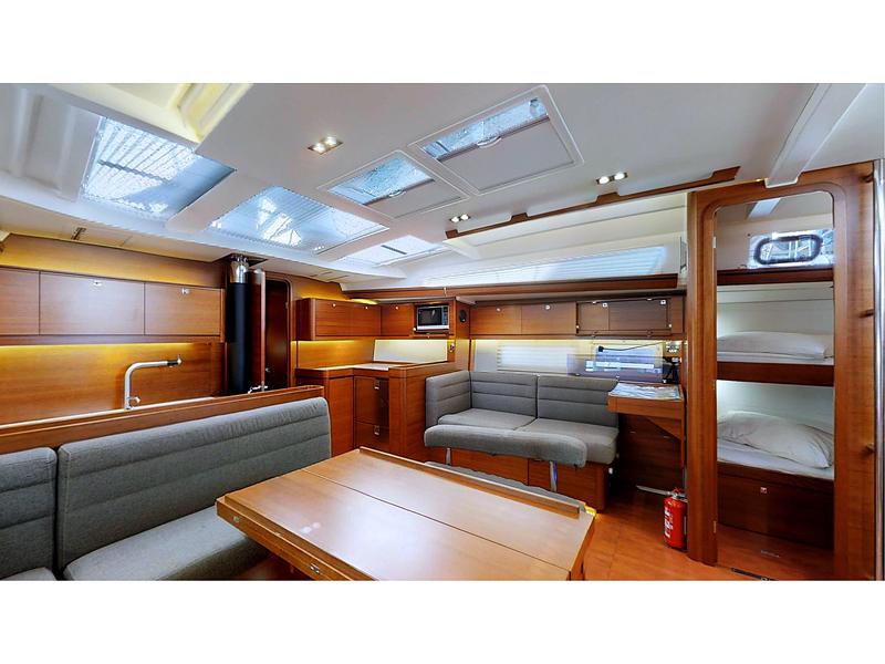 Book yachts online - sailboat - Dufour 512 Grand Large - Legato - rent