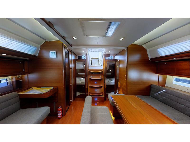 Book yachts online - sailboat - Dufour 512 Grand Large - Legato - rent