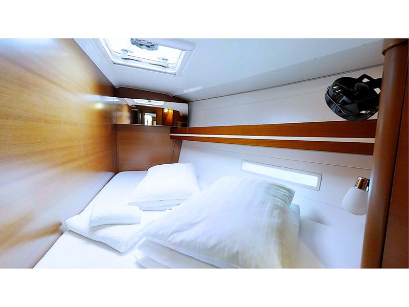 Book yachts online - sailboat - Dufour 445 Grand Large - Virtuoso - rent
