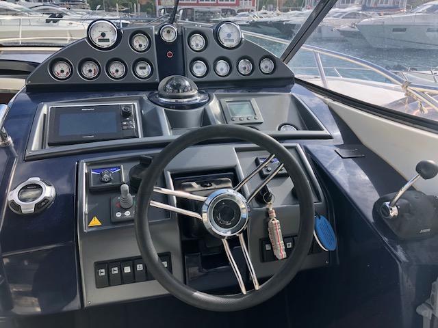 Book yachts online - motorboat - Atlantis 39 - Cornucopia IV - rent