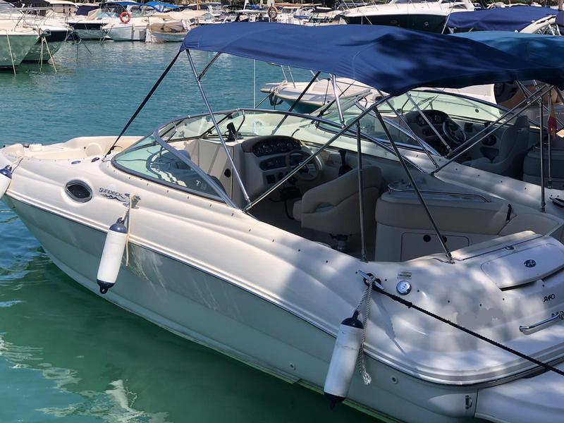 Book yachts online - motorboat - Sea Ray 240 - Haja One - rent