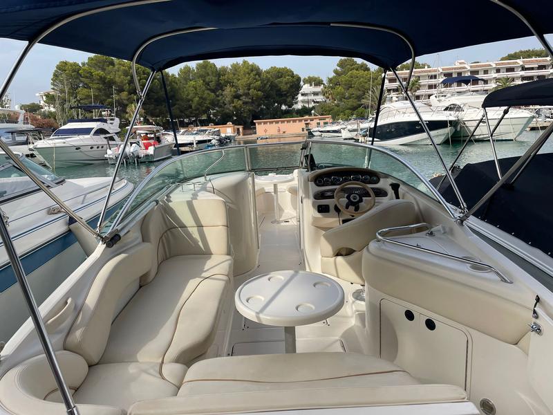 Book yachts online - motorboat - Sea Ray 240 - Haja One - rent