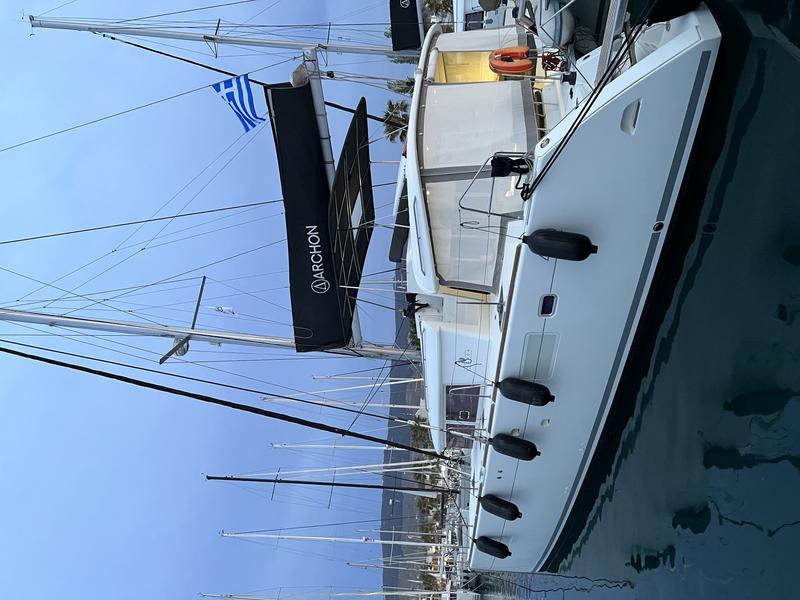 Book yachts online - catamaran - Lagoon 450 Flybridge - Cinzia - rent