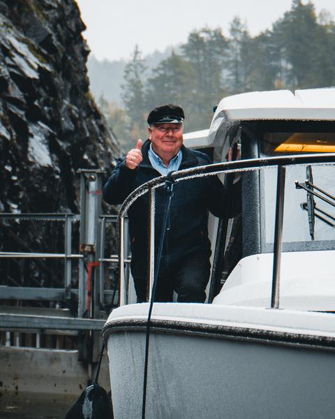 Book yachts online - motorboat - Greenline 39 - Helgeroa - rent