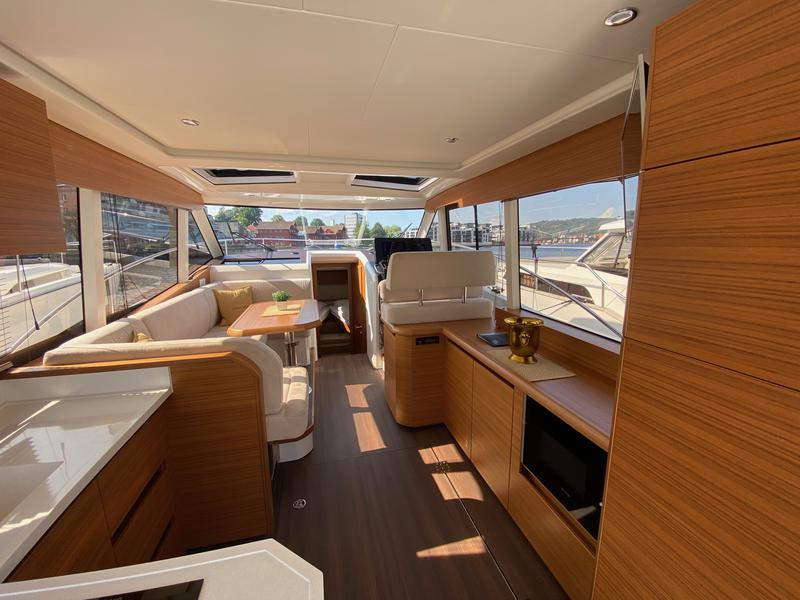 Book yachts online - motorboat - Greenline 39 - Skien - rent