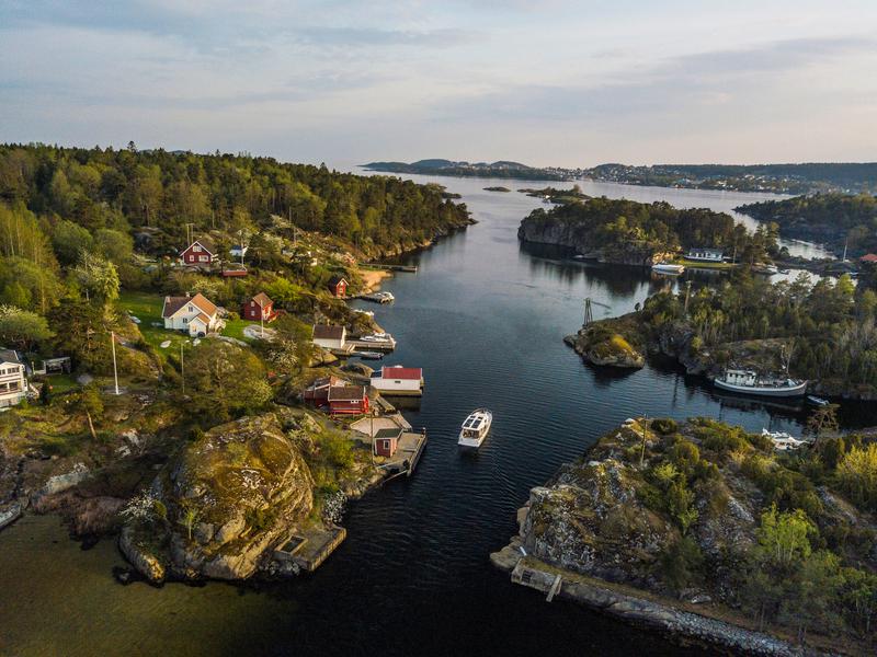 Book yachts online - motorboat - Greenline 33 - Kragerø - rent