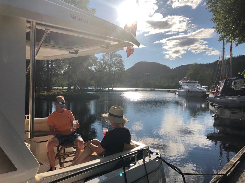 Book yachts online - motorboat - Greenline 33 - Kragerø - rent