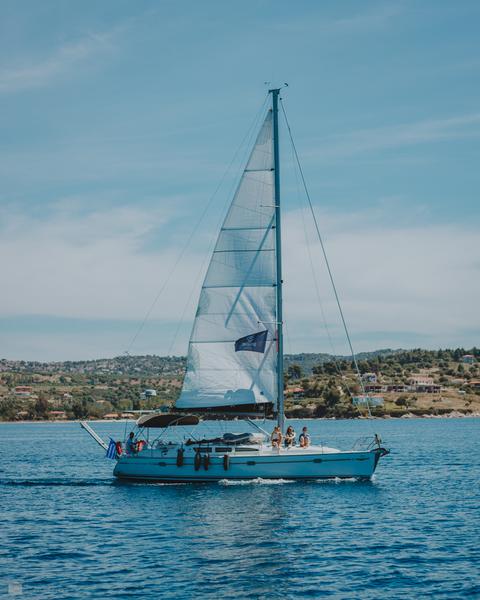 Book yachts online - sailboat - Sun Odyssey 40.3 - Io - rent