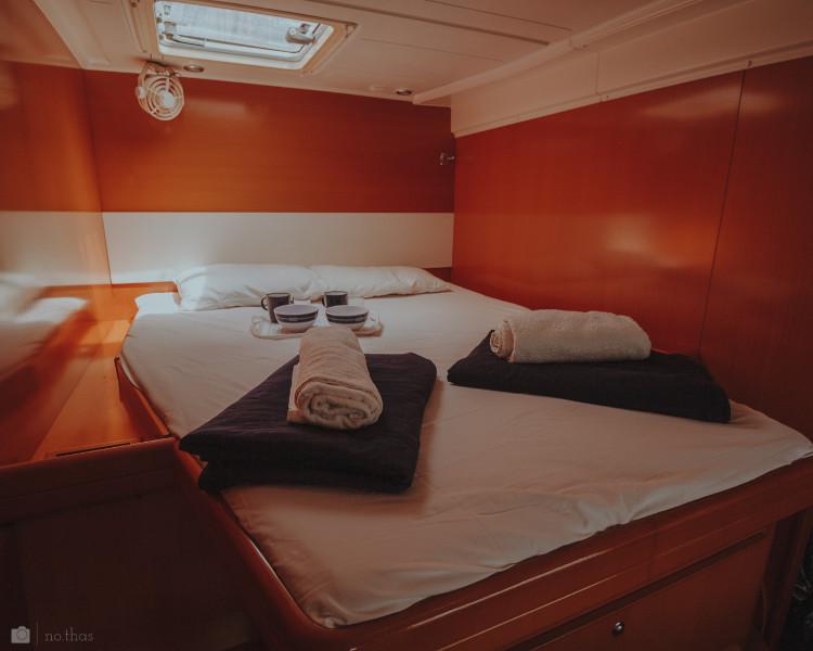 Book yachts online - catamaran - Lagoon 420 - Dynamis - rent