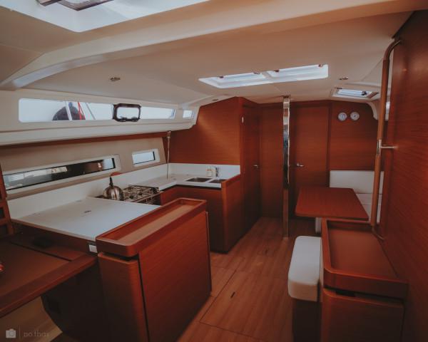 Book yachts online - sailboat - Sun Odyssey 440 - Eleni - rent