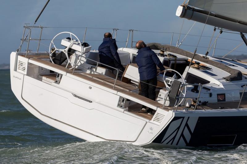 Book yachts online - sailboat - Dufour 470 Grand Large - Suha Bey - rent