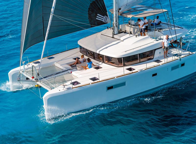 Book yachts online - catamaran - Lagoon 52 - CAÏC - rent