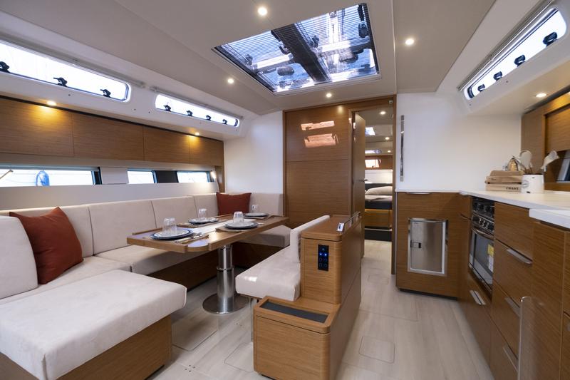 Book yachts online - sailboat - Hanse 460 - Gin Tonic - rent