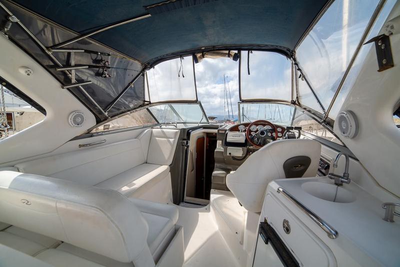 Book yachts online - motorboat - Regal - Sea Cruises - rent