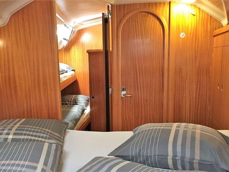 Book yachts online - sailboat - Gib Sea 43 - Tina - rent