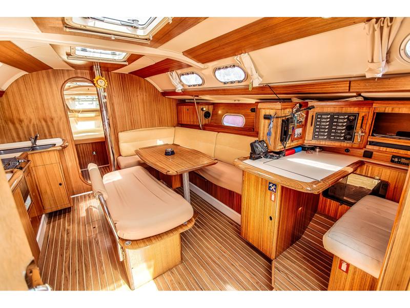 Book yachts online - sailboat - Gib Sea 43 - Tina - rent