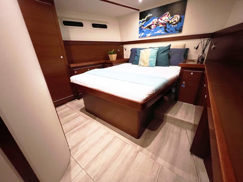 Book yachts online - sailboat - Hanse 545 - d'Este - rent