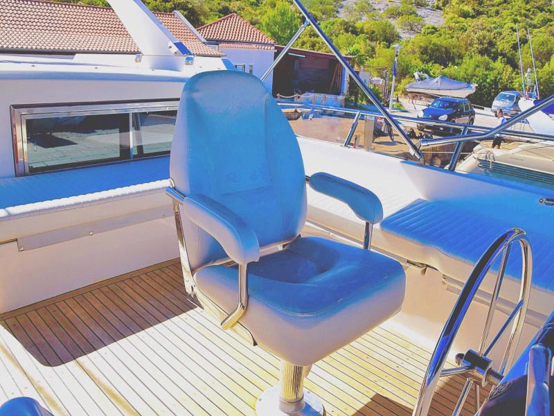 Book yachts online - motorboat - Yaretti 1570 Heck - Grazia - rent