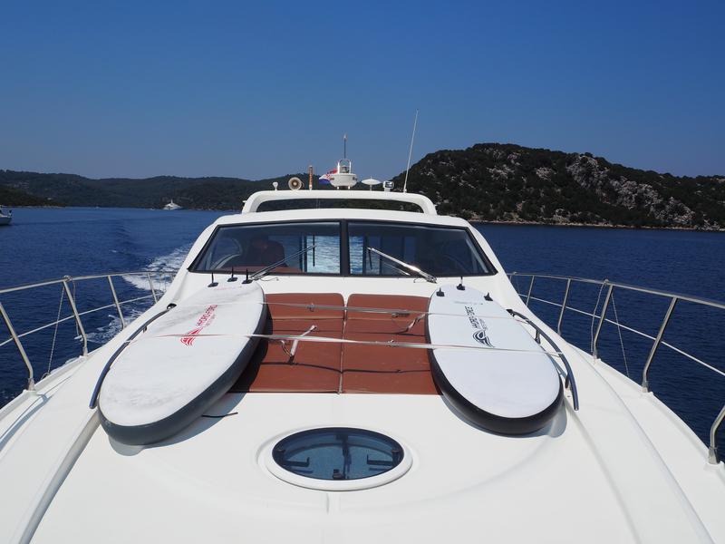 Book yachts online - motorboat - Alena 54 - Solo 1 - rent
