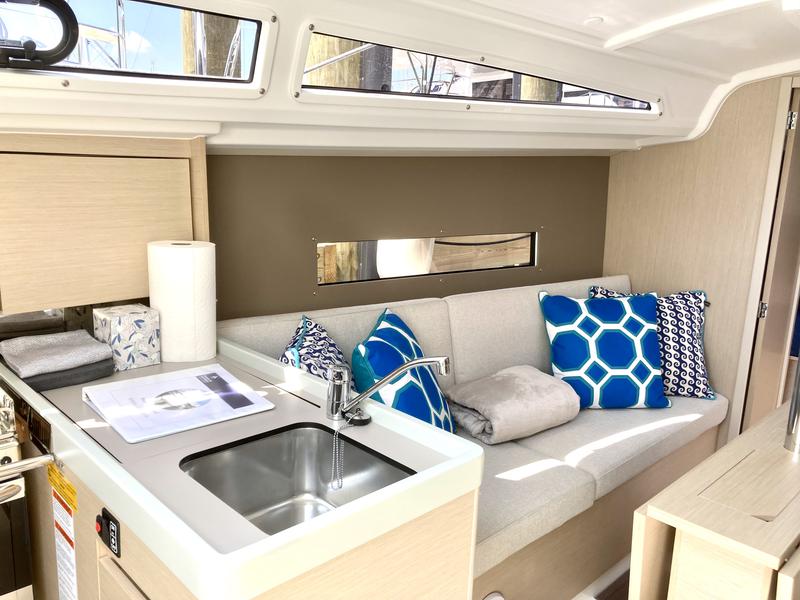 Book yachts online - sailboat - Oceanis 30.1 - Bagatelle - rent