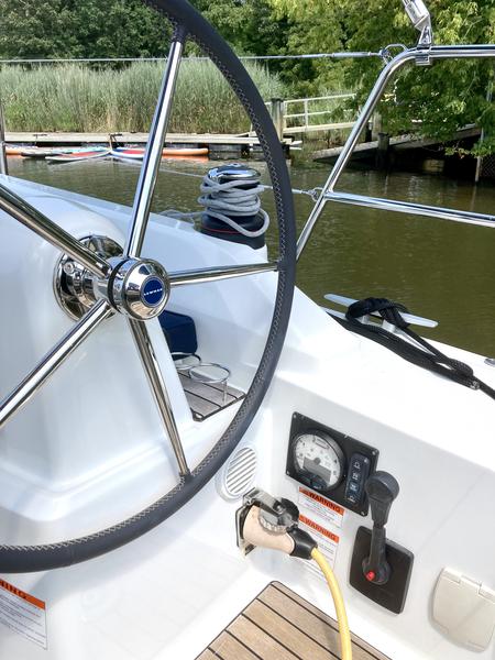 Book yachts online - sailboat - Oceanis 30.1 - Bagatelle - rent