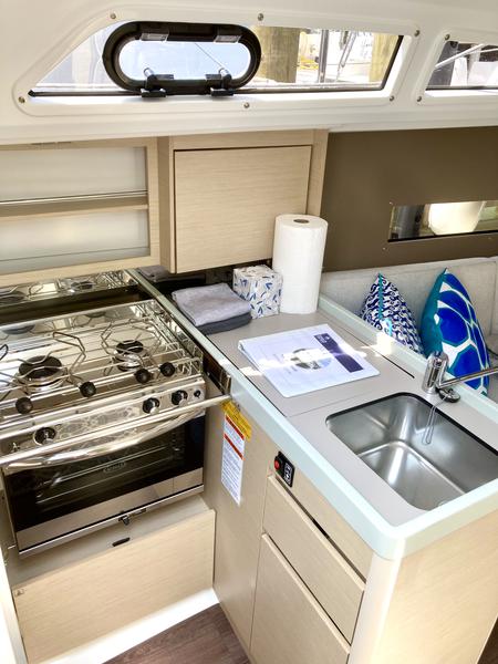 Book yachts online - sailboat - Oceanis 30.1 - Bagatelle - rent