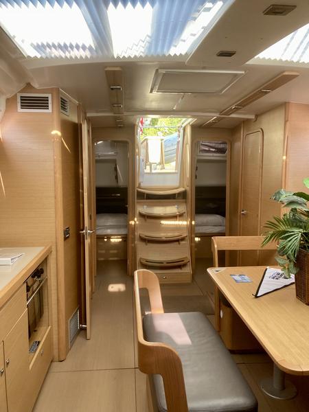 Book yachts online - sailboat - Dufour 430 - Slowdown - rent