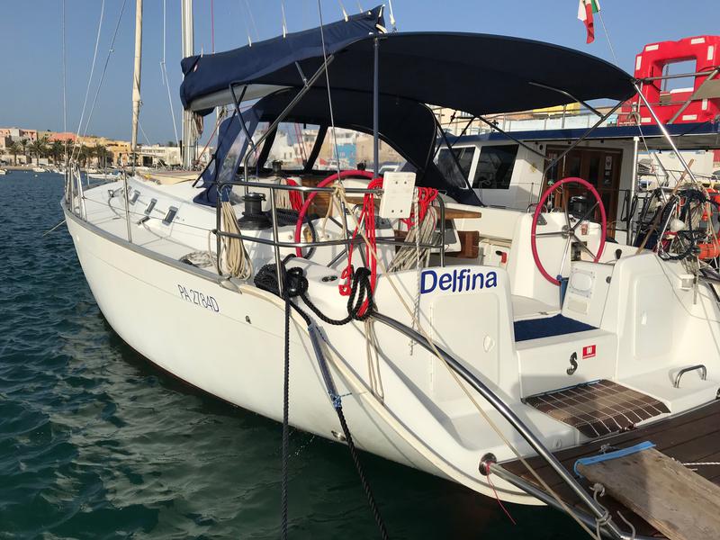 Book yachts online - sailboat - Cyclades 50 - Delfina - rent
