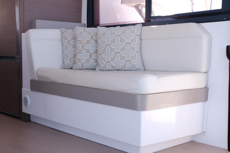 Book yachts online - catamaran - Bali Maxi Lounge 4.1 - My Dreams - rent