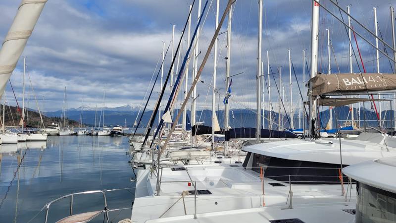 Book yachts online - catamaran - Bali Maxi Lounge 4.1 - My Dreams - rent